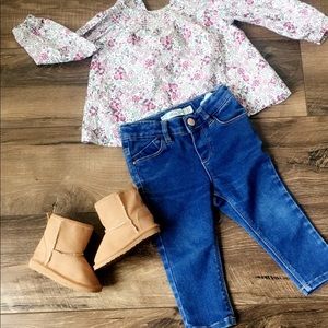 Baby Zara adorable jeans